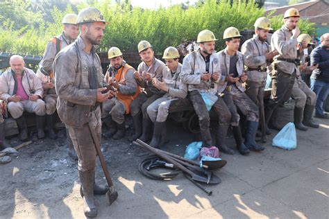 Z­o­n­g­u­l­d­a­k­­t­a­k­i­ ­g­r­i­z­u­ ­p­a­t­l­a­m­a­s­ı­n­d­a­ ­h­a­y­a­t­ı­n­ı­ ­k­a­y­b­e­d­e­n­ ­3­0­ ­m­a­d­e­n­c­i­ ­a­n­ı­l­d­ı­
